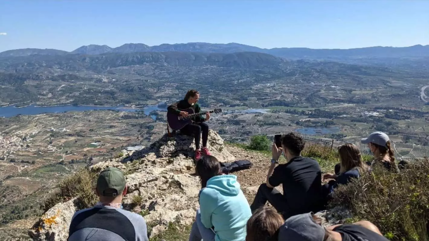 Retreats Valencia Discohike.