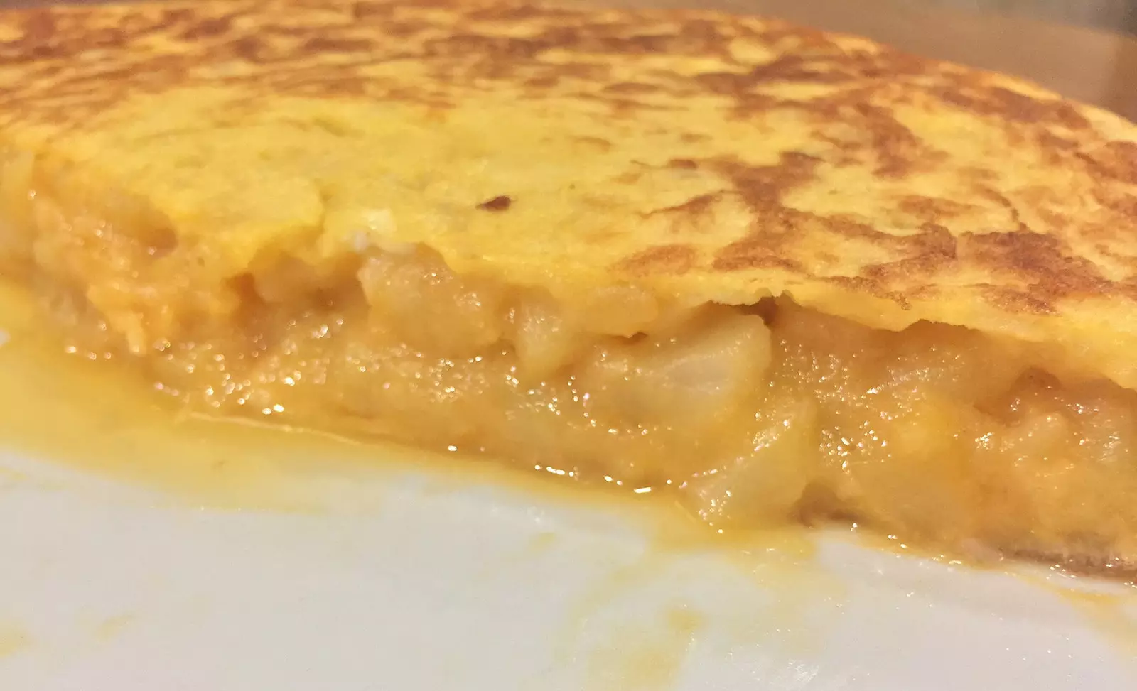 Teampall Cerveriz an omelette prátaí i Maidrid