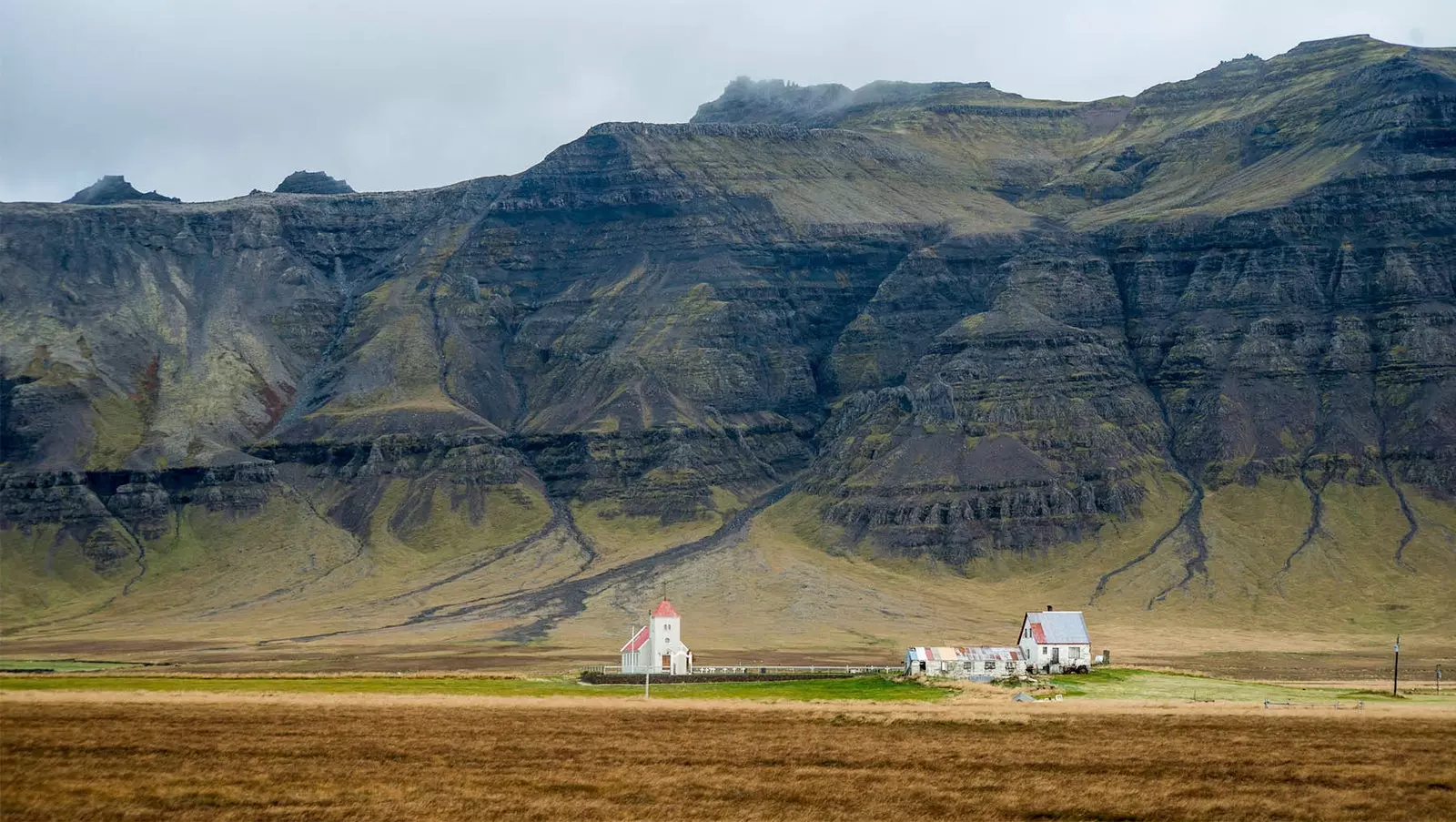 В Norðurfjörður вы почувствуете себя на краю света