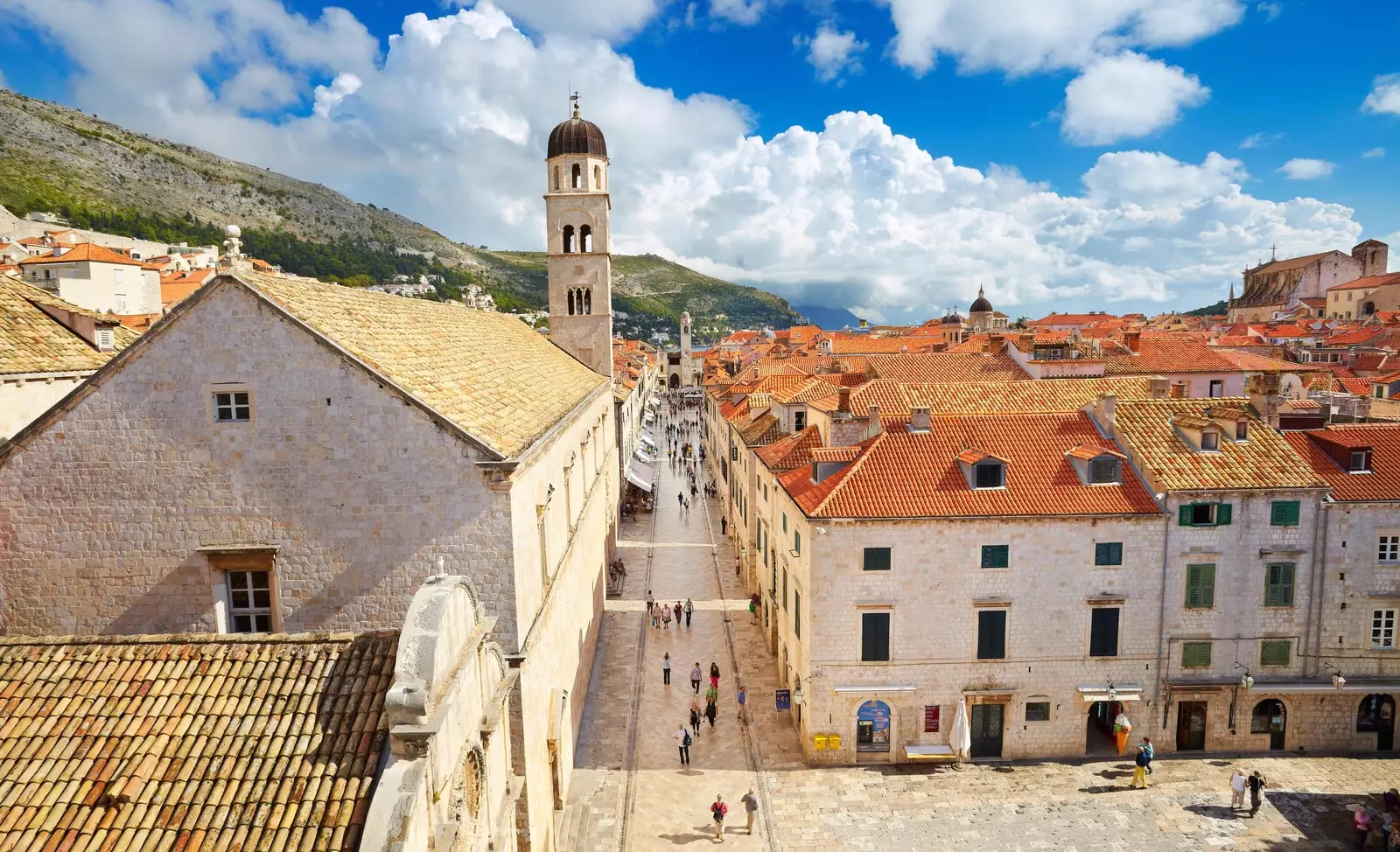 Stradun el carrer principal de Dubrovnik.