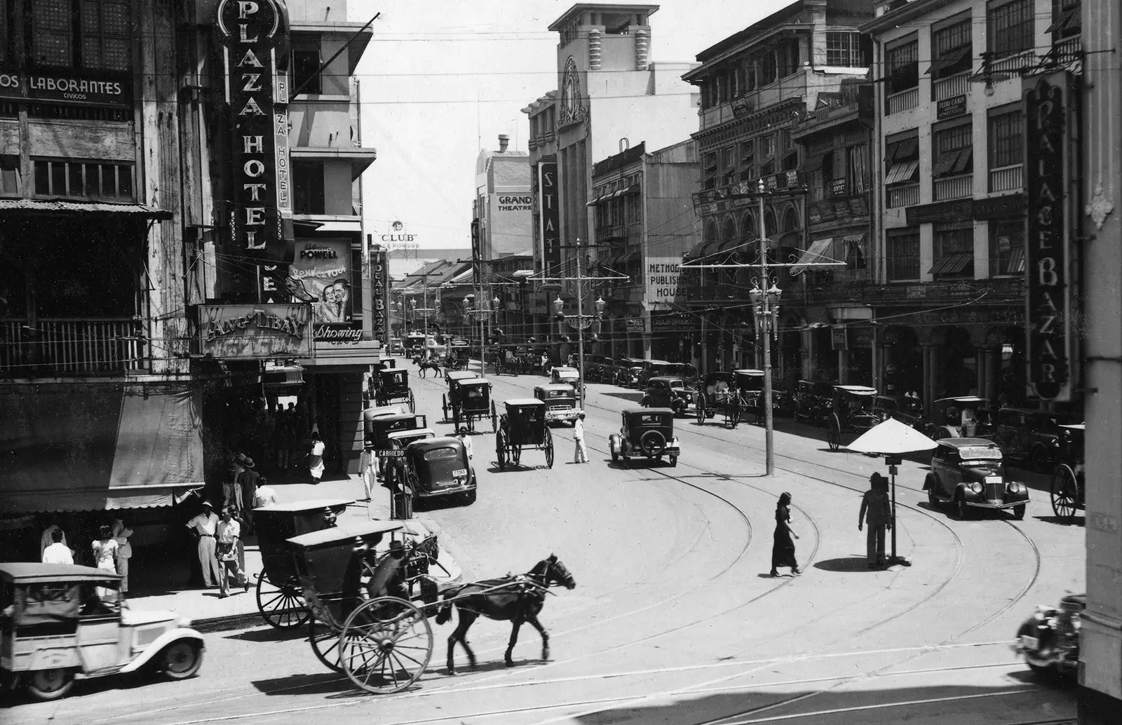 I går og i dag i Manila er det sådan, Filippinernes hovedstad har ændret sig siden det 19. århundrede