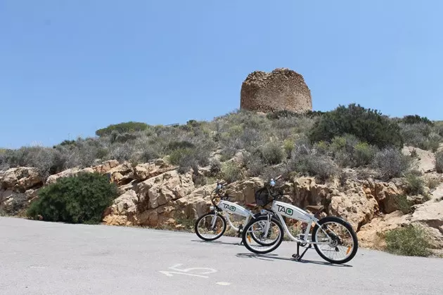 Tao Bike в природния парк Serra Gelada