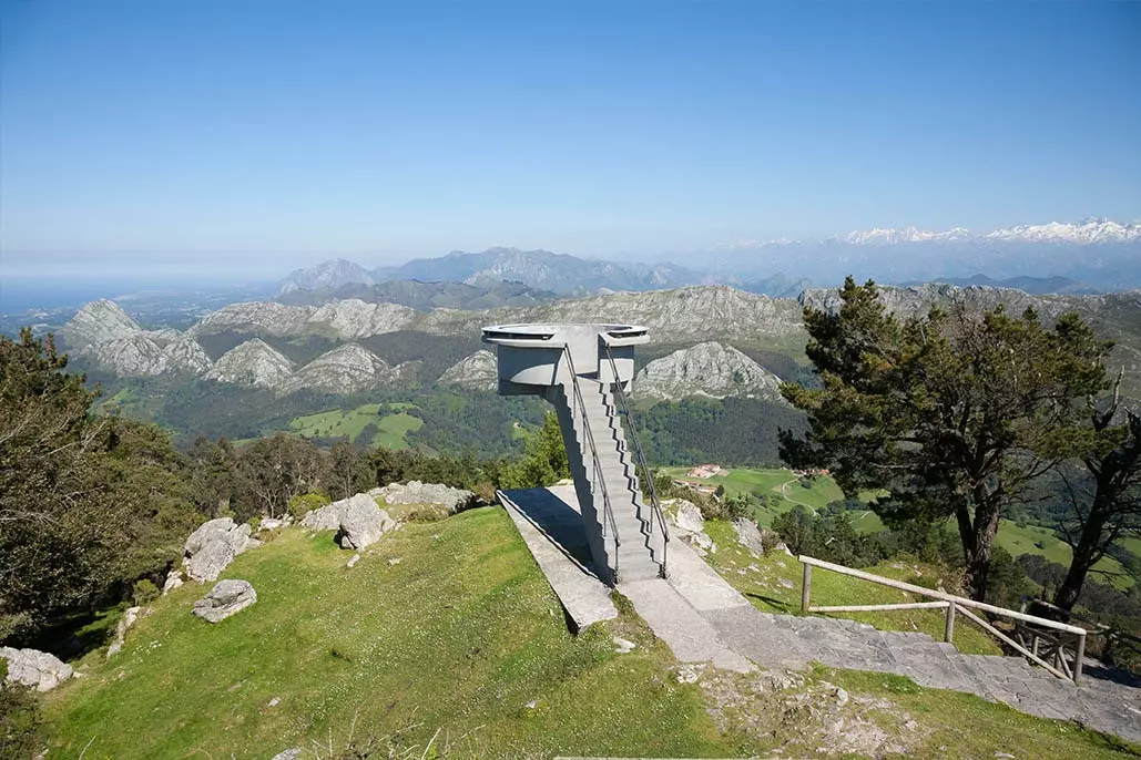 Viewpoint of the Fito Sierra del Sueve Asturias