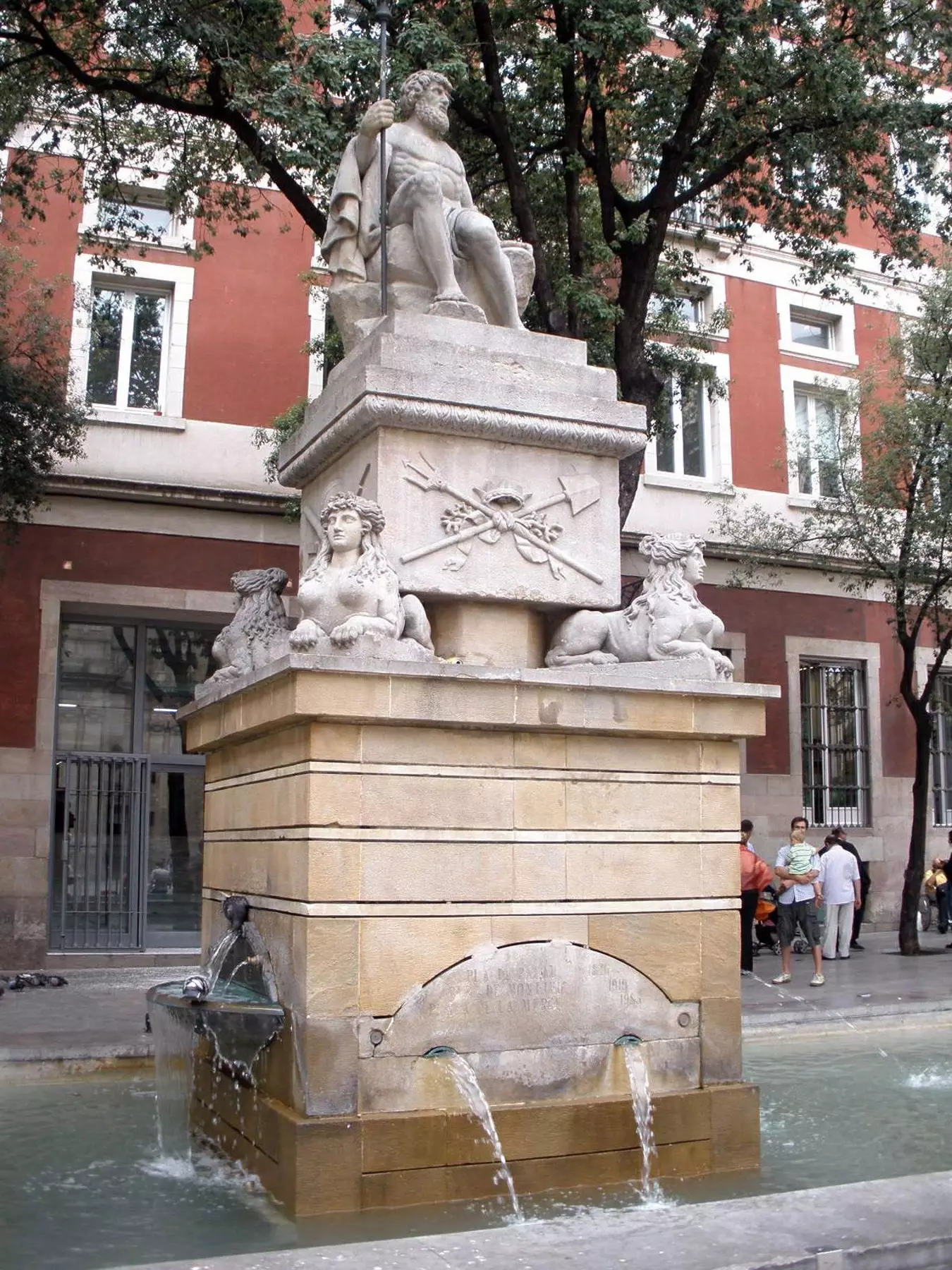 Neptunova fontana