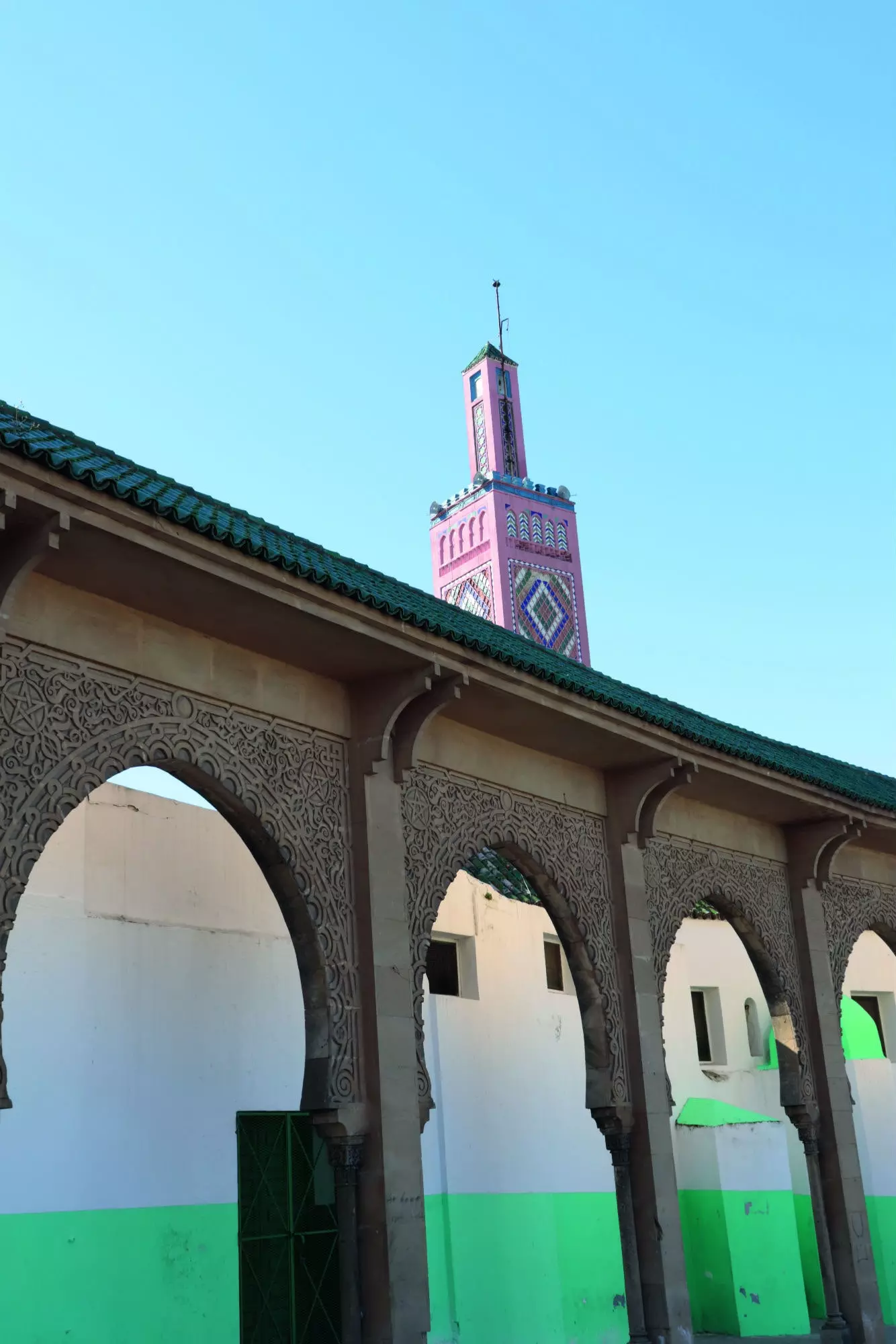 Vista dalla piazza del 9 aprile alla Moschea di Sidi Bouabid