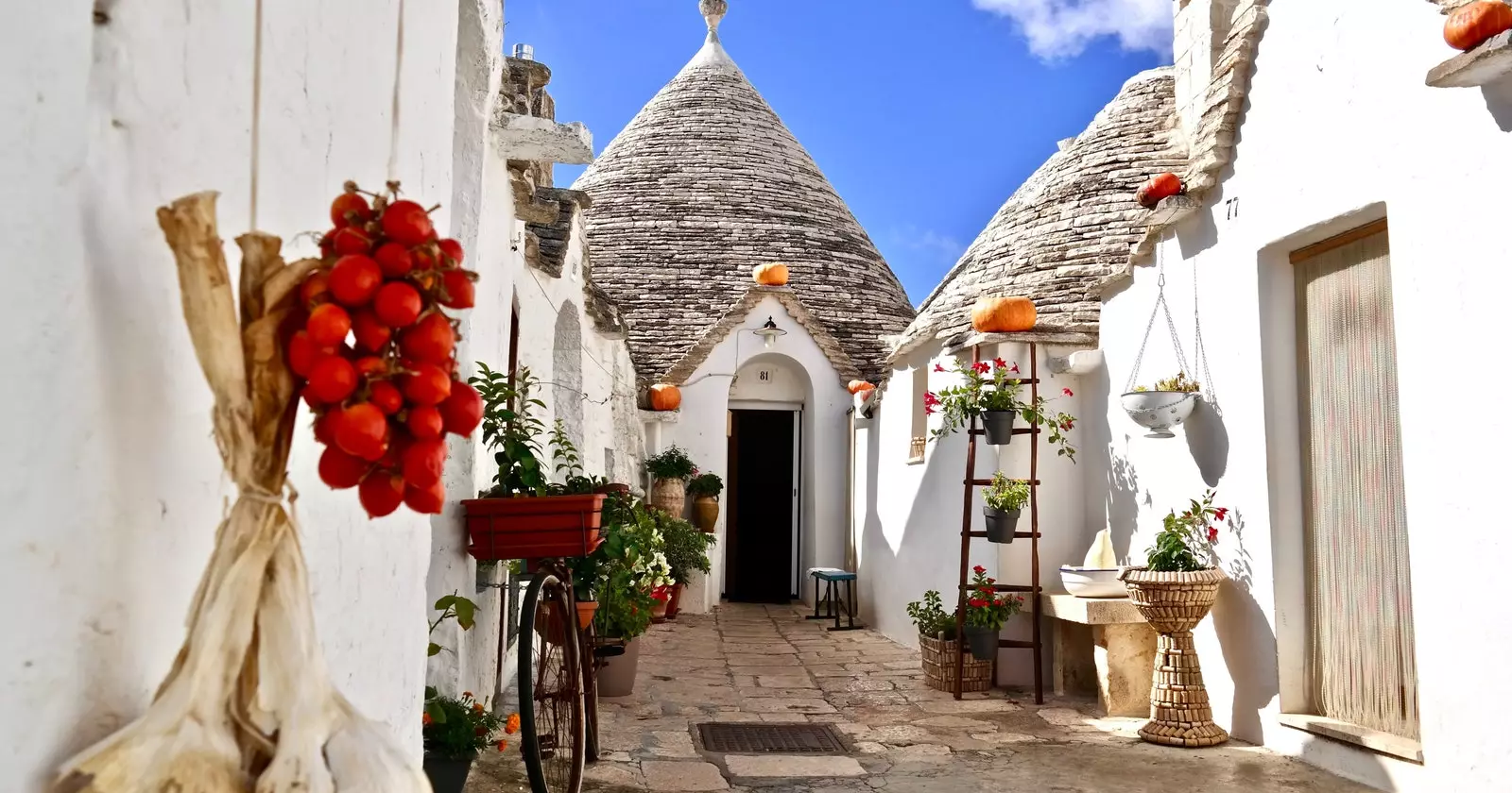 Apulia ရှိ Alberobello ၏ Trulli