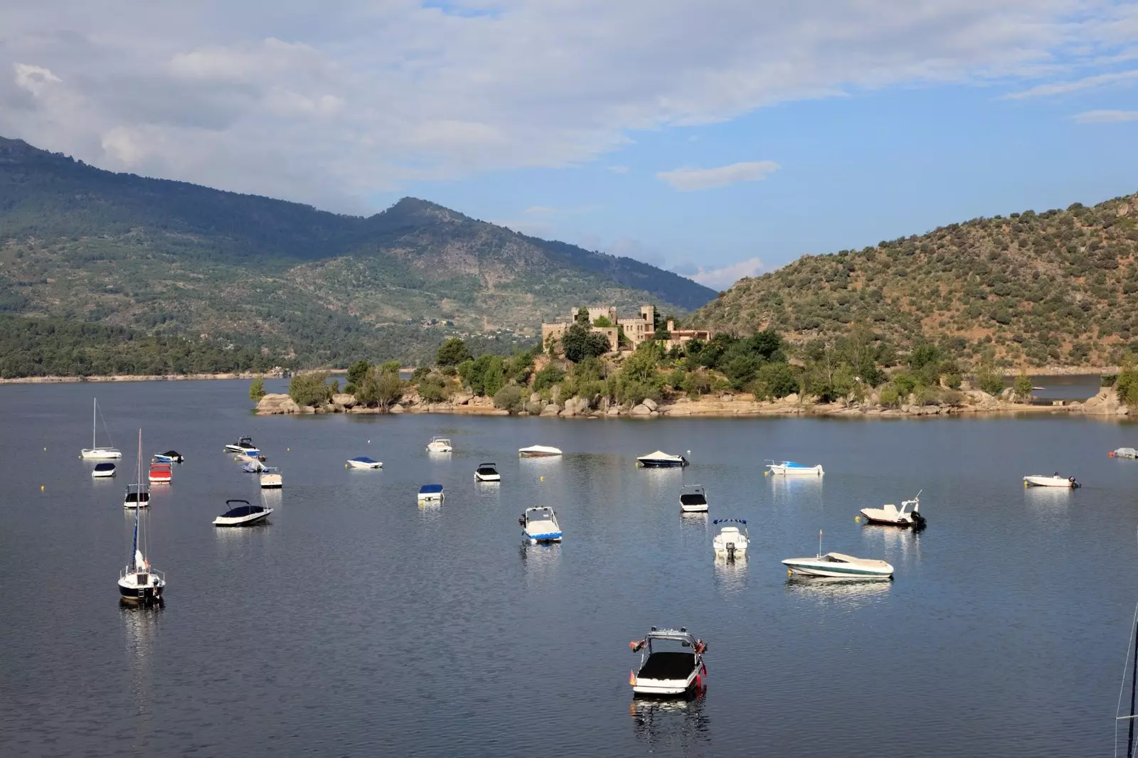 Isla del Burguillo l'isola privata sconosciuta ad Ávila.