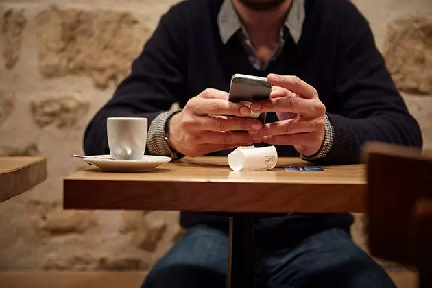 Sommigen gieten hun mening in het restaurant zelf voor het geval ze iets vergeten...