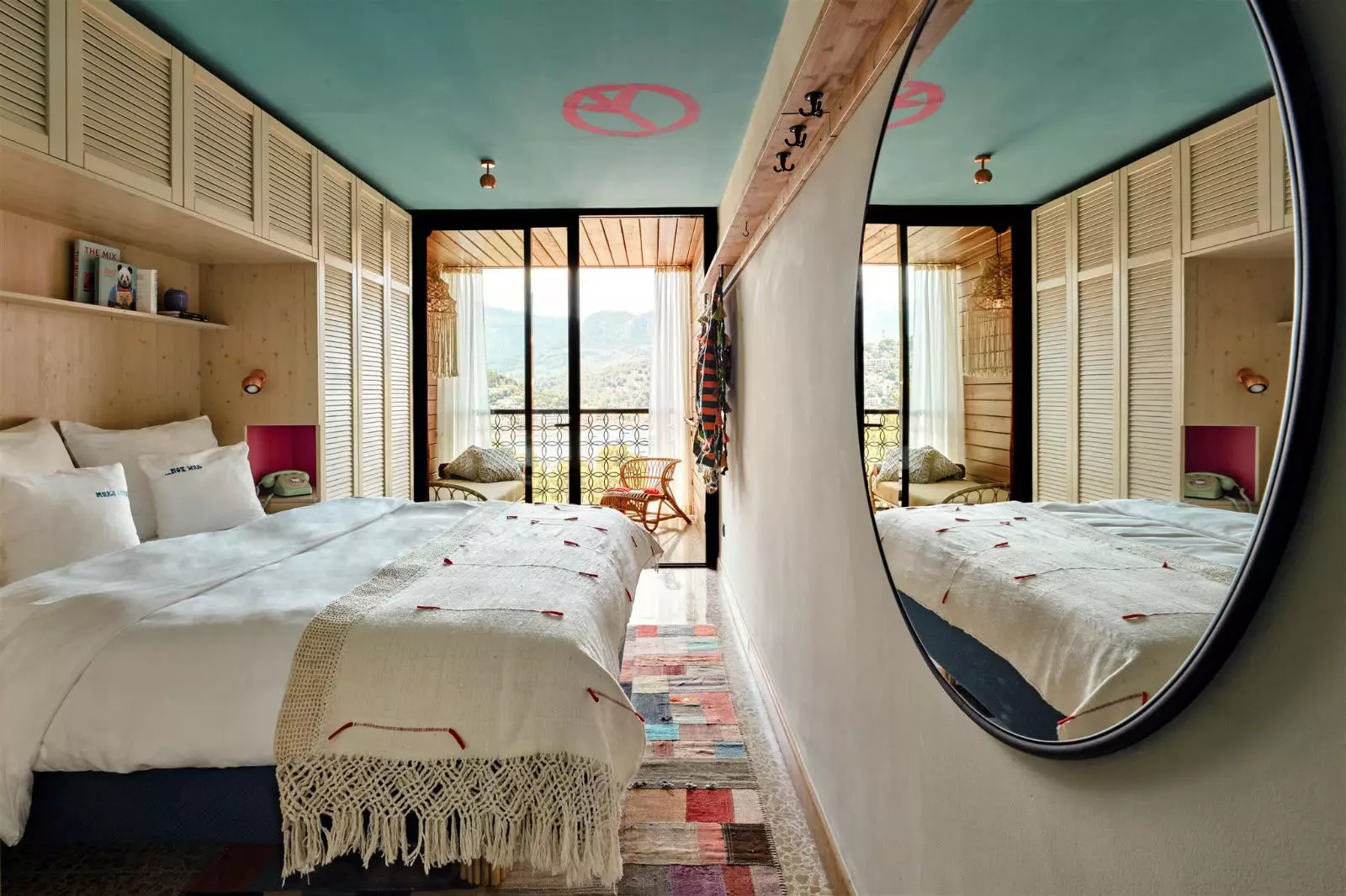 Chambres au style hippie californien.