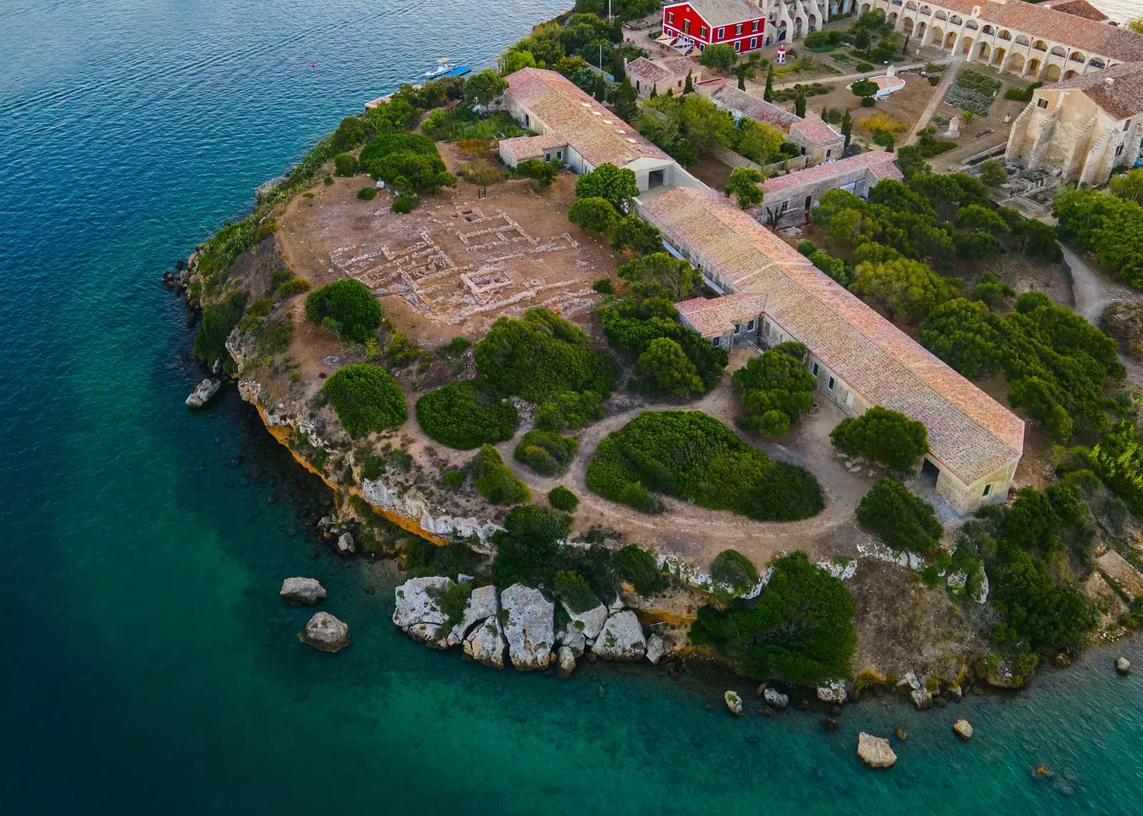 Hauser Wirth Insula Regelui Menorca