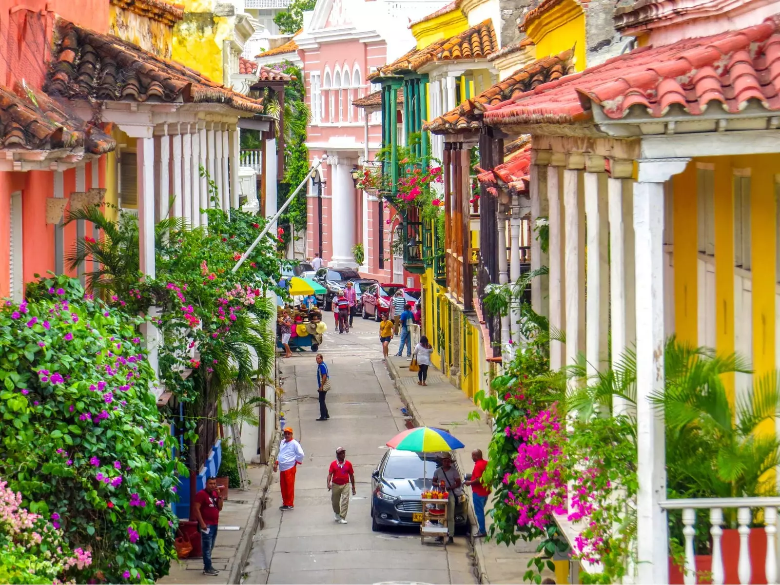 If you close your eyes Cartagena can be heard.