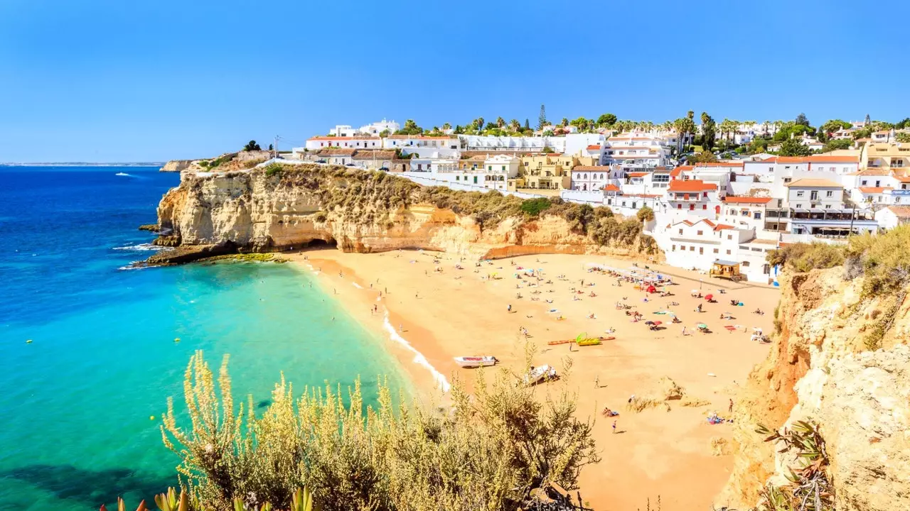 Carvoeiro: Séifuerer, Atlantik an verlockende