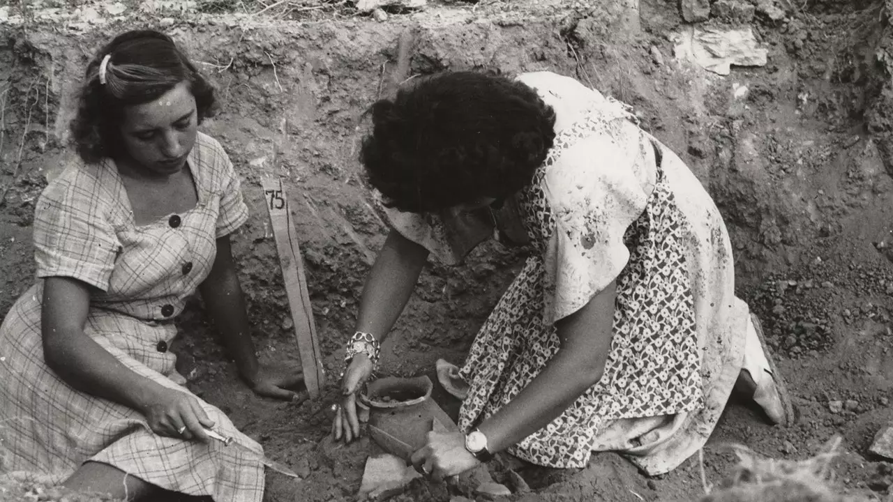 Vertel ons de voornamen van archeologen die in je opkomen