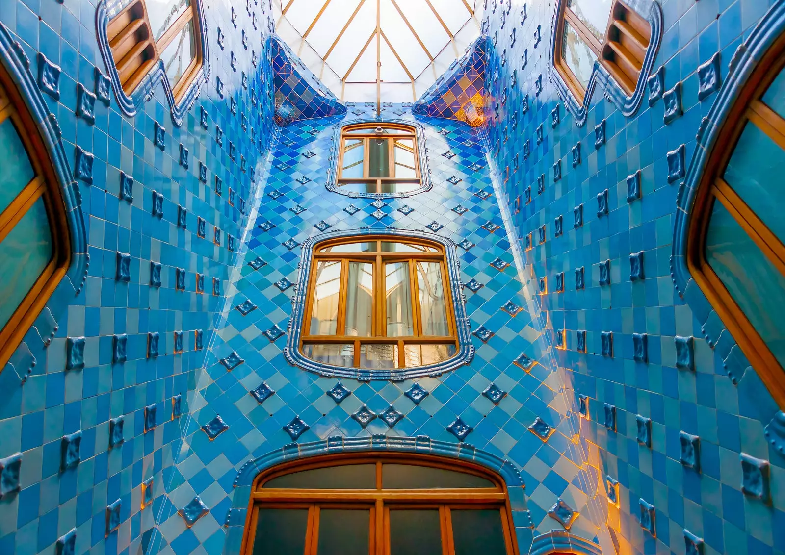 Casa Batllo אין באַרסעלאָנאַ.