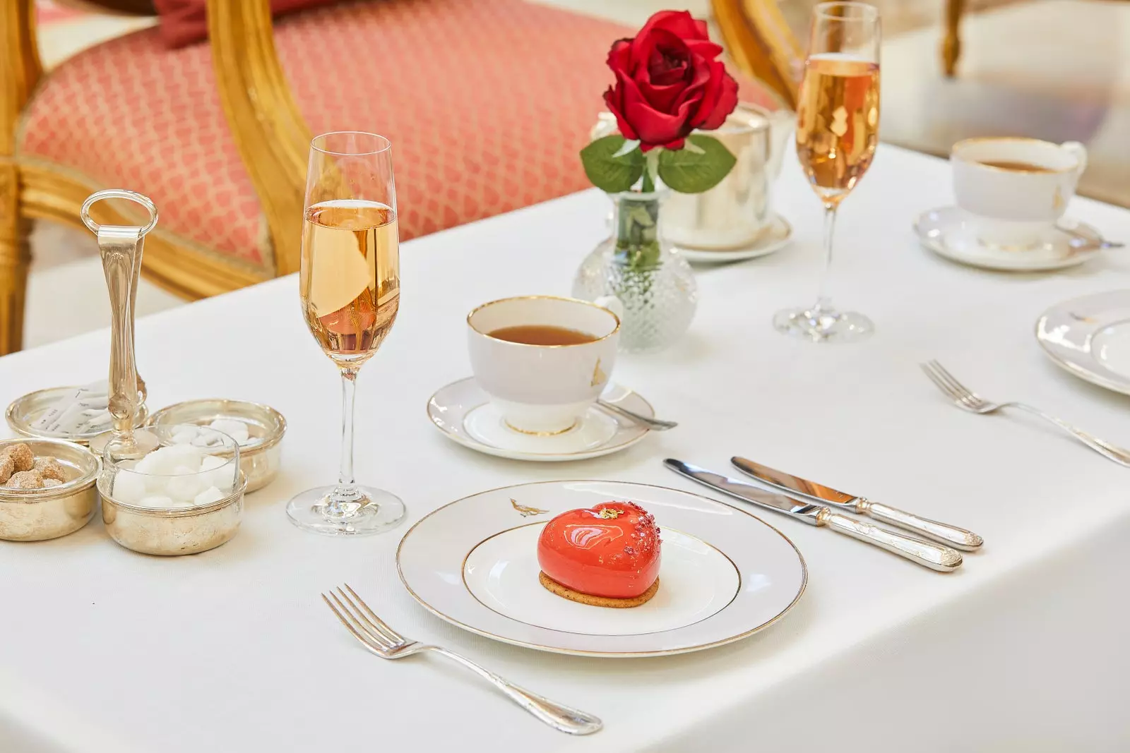 Valentinstag-Nachmittagstee im Palace.