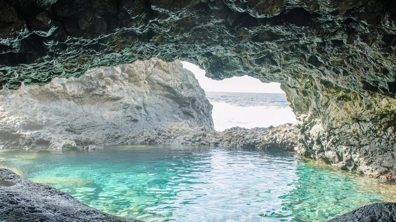 El Charco Azul de El Hierro: kolam semula jadi yang sedia membuatkan anda jatuh cinta