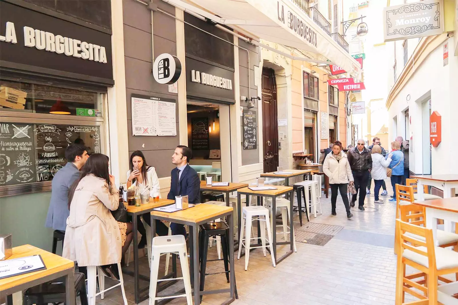 Ħames stabbilimenti li jidħlu f’ritratt