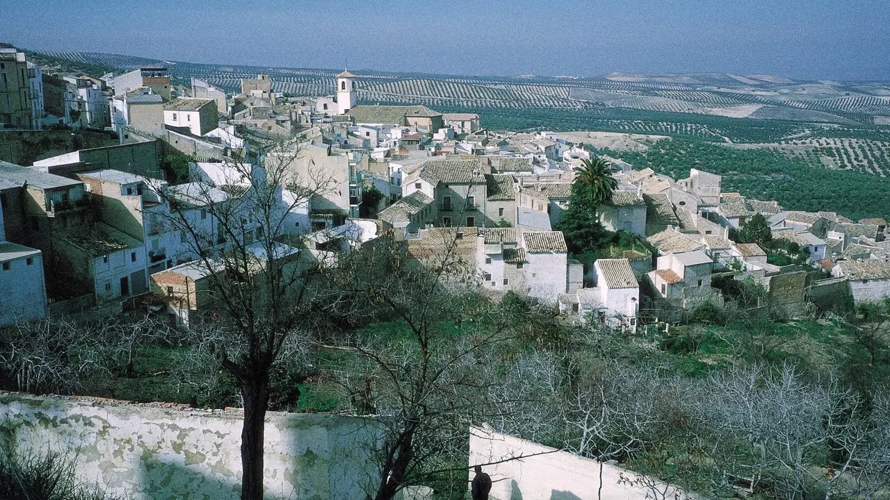 Jimena: tiskopri t-tfajla sabiħa minn Sierra Mágina