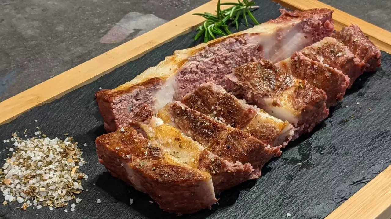 Breathnaíonn sé cosúil le steak, níl feoil (agus i níos lú ná bliain, d'fhéadfá é a bheith san ollmhargadh)