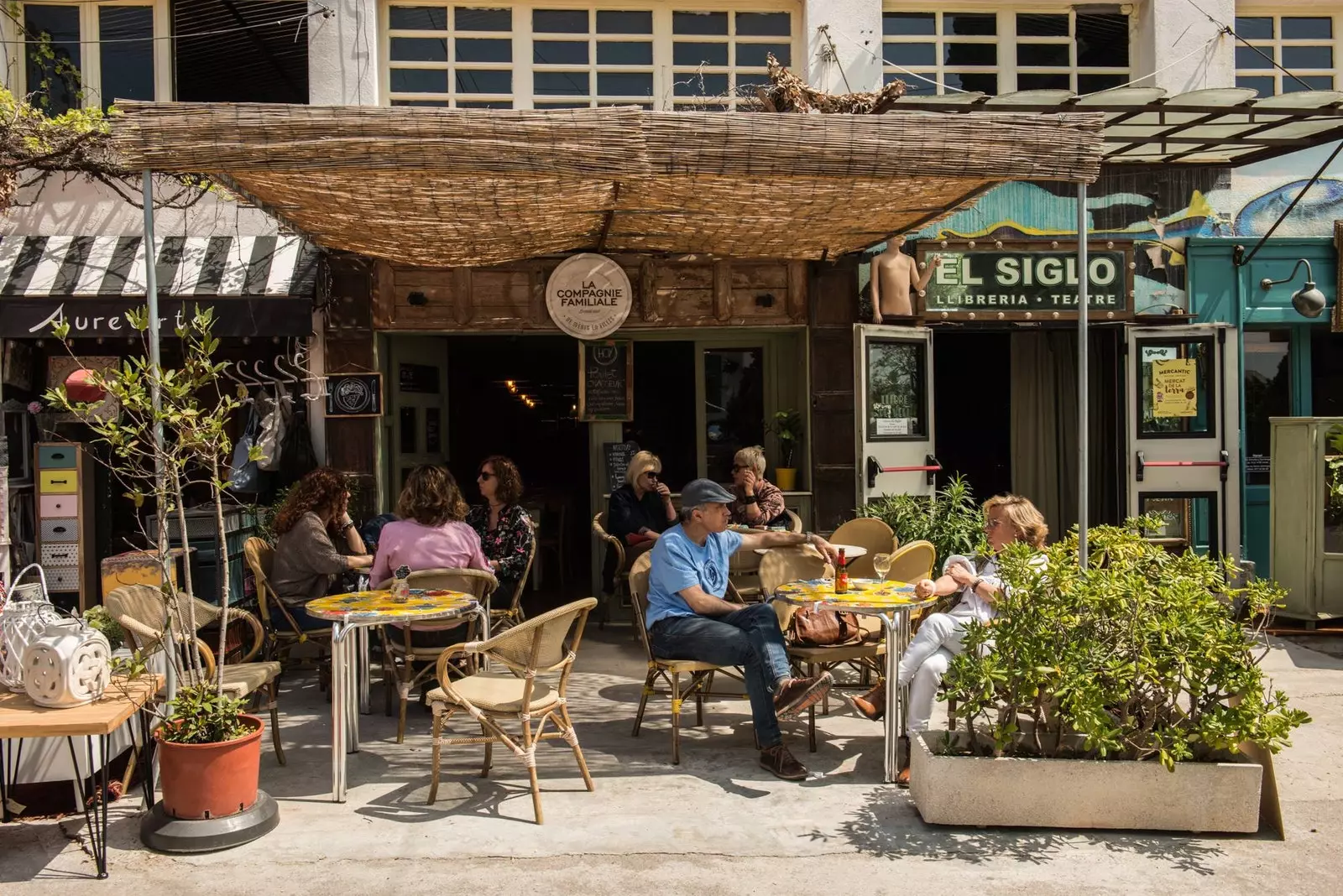 El Siglo knjižara i Mercantic patio