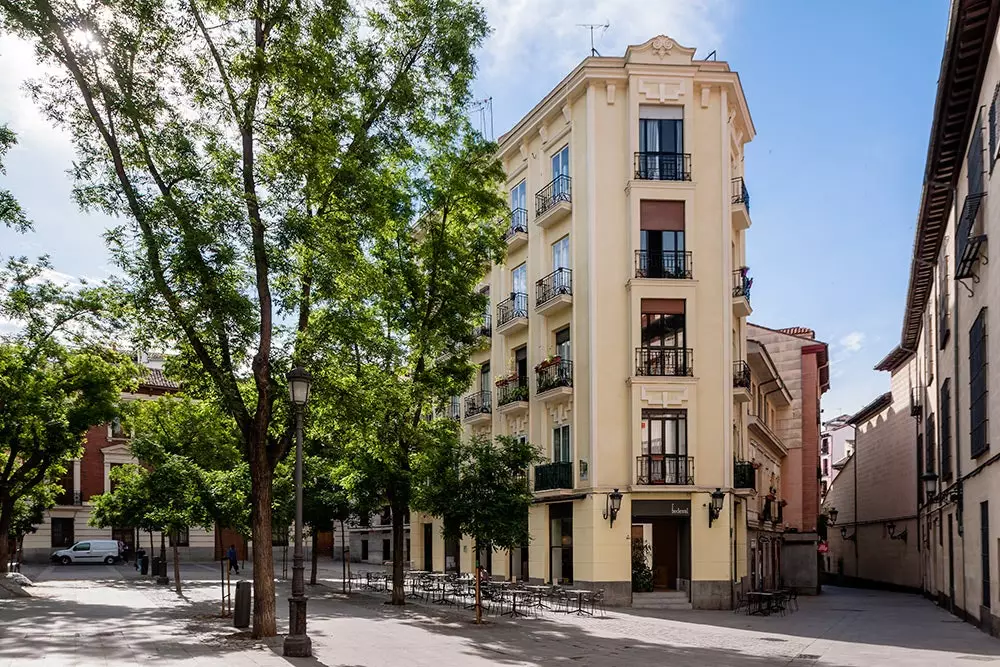 کافه فدرال در Plaza de Conde de Barajas