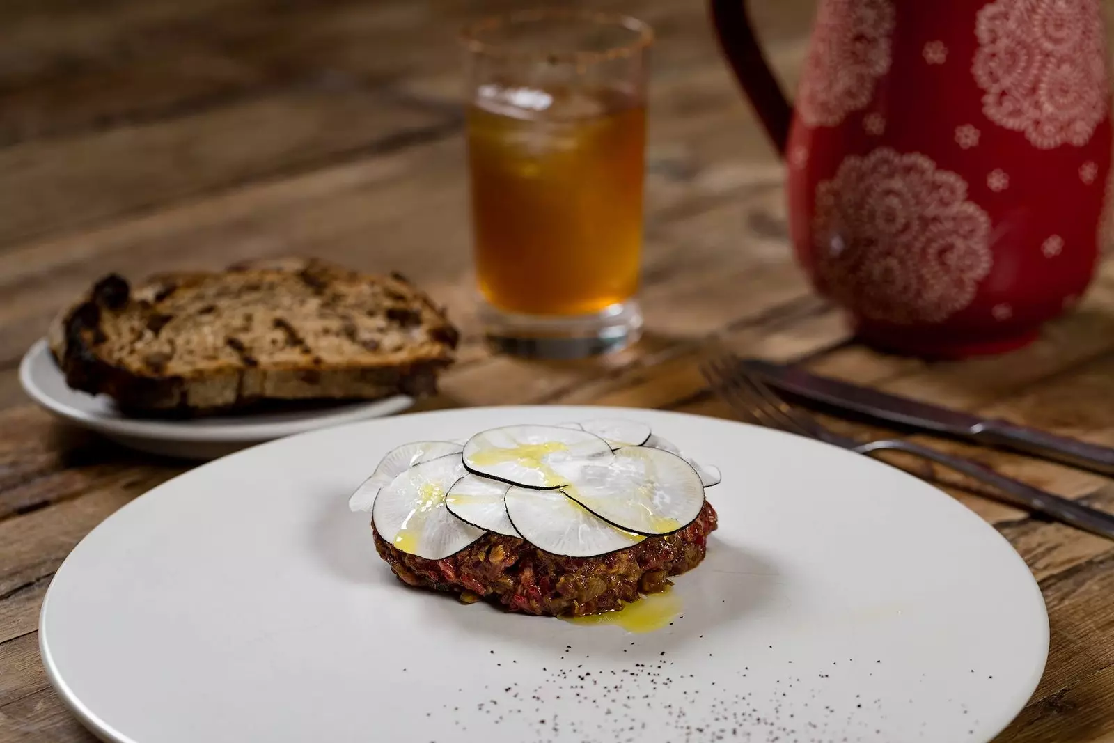 Cajun kořeněný hovězí steak tatarský biftek