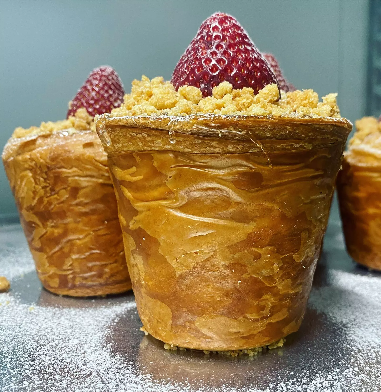 Fraise Cruffin Clan Obrador