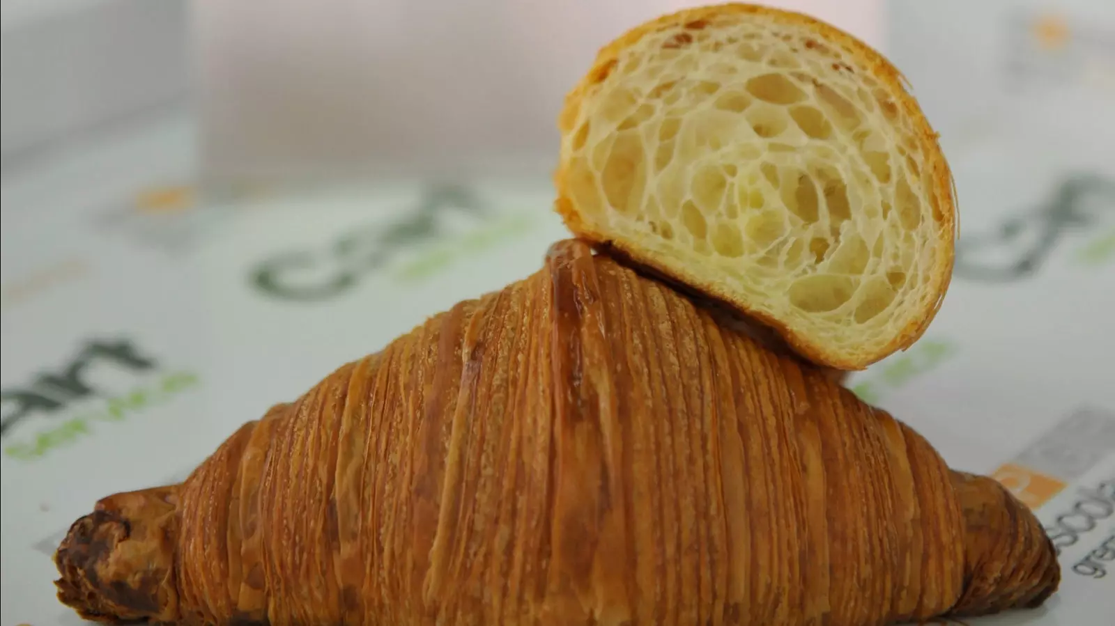 Brunells nejlepší řemeslný máslový croissant ve Španělsku