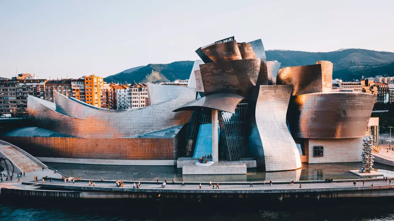 Raons per les quals cal tornar com més aviat millor a Bilbao