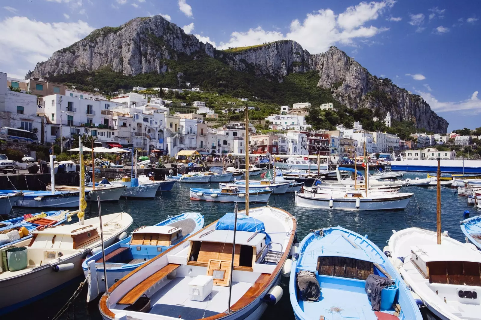 Capri the first to say goodbye to plastics.