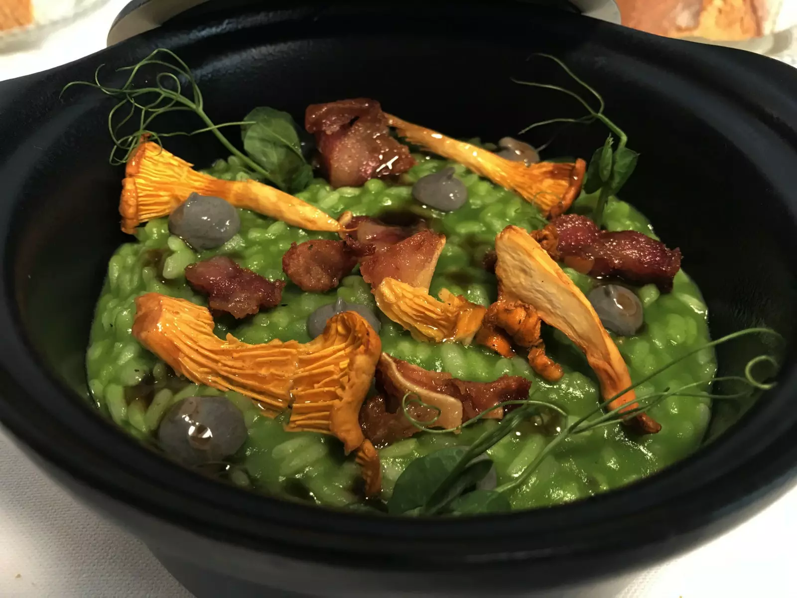 Nasi borage di restoran Quema di mana mereka menggunakan Brazal.