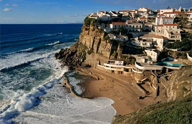 Het kleine dorpje Azenhas do Mar.