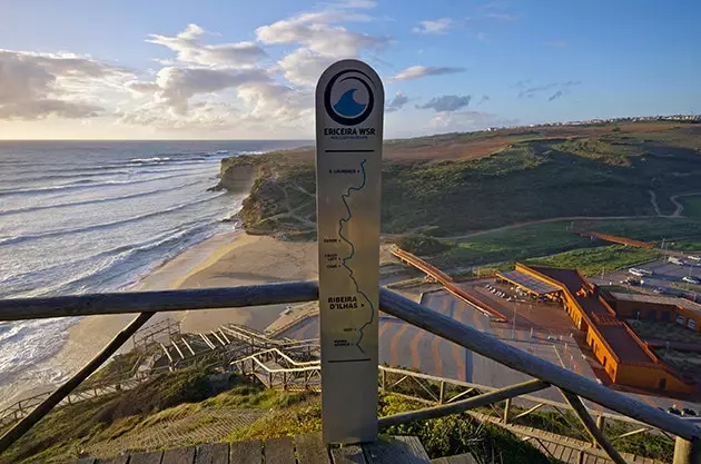 Praia da Ribeira d'Ilhas