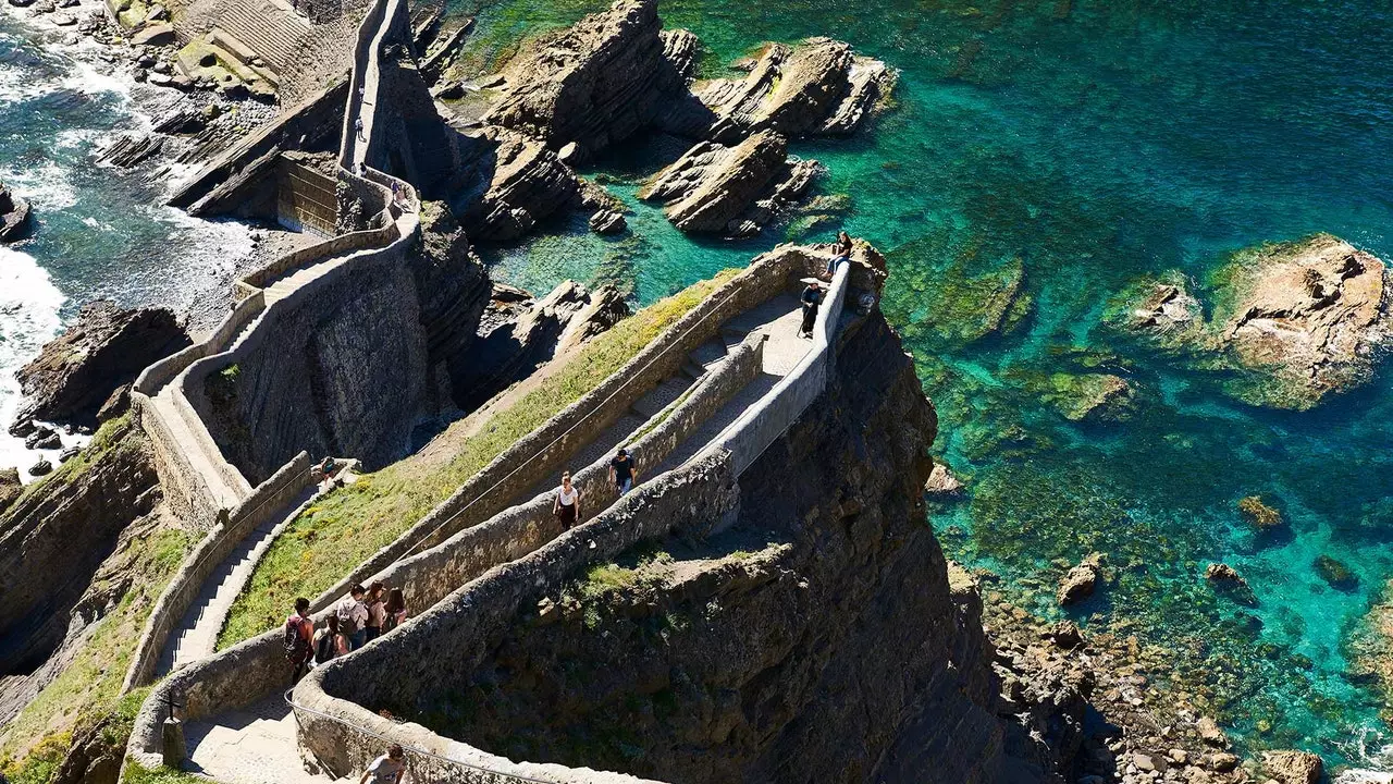 San Juan de Gaztelugatxe: 장엄한 휴양지