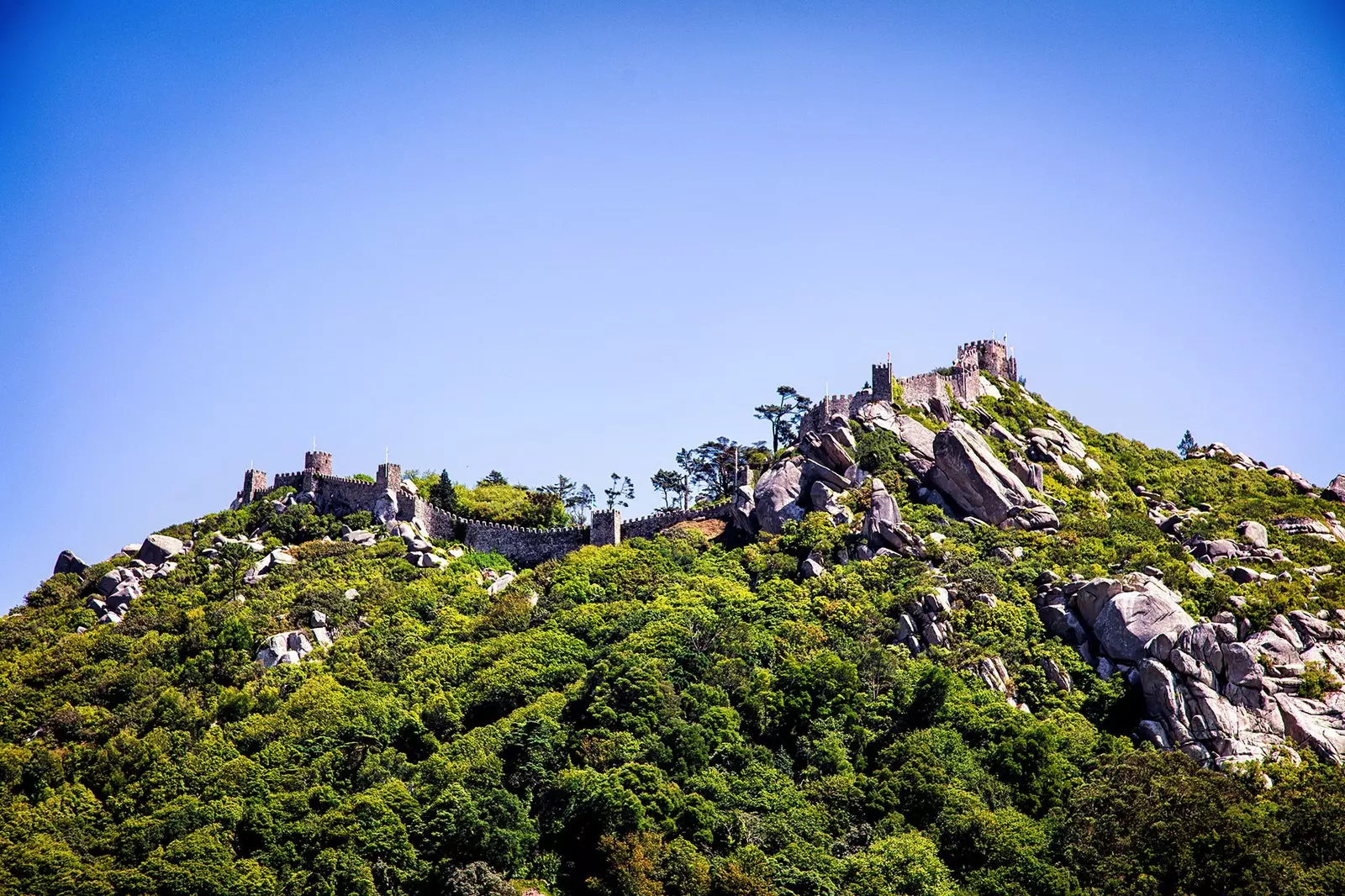 Estoril, Sintra und Cascais sind das Dreieck aus Fantasiegeschichte und Landschaften an der Küste von Lissabon