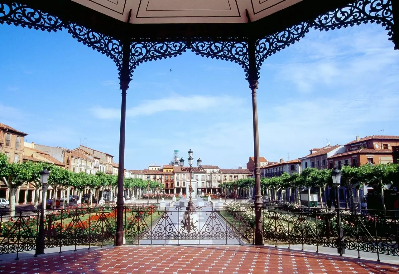 Ritheann Traenach Cervantes arís idir Maidrid agus Alcalá de Henares