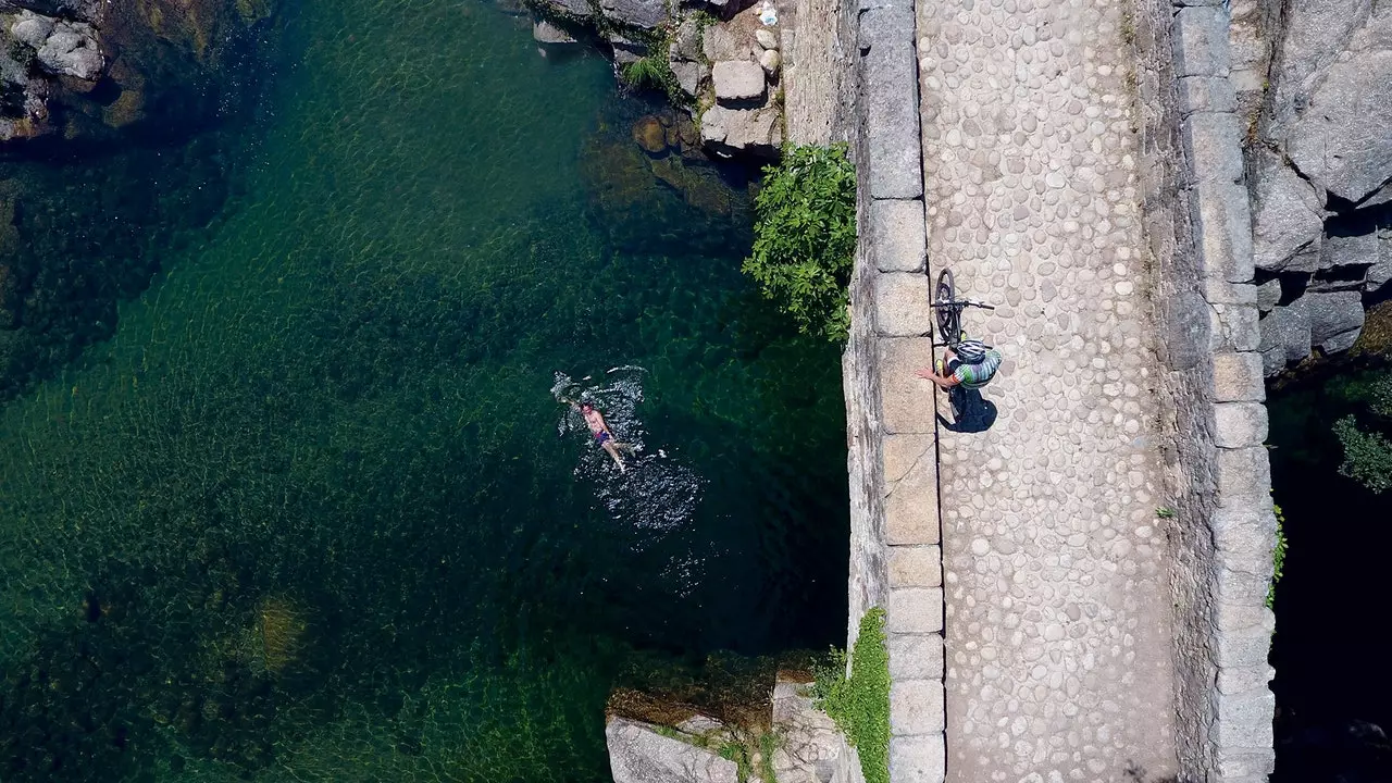 Nine freshwater baths in La Vera