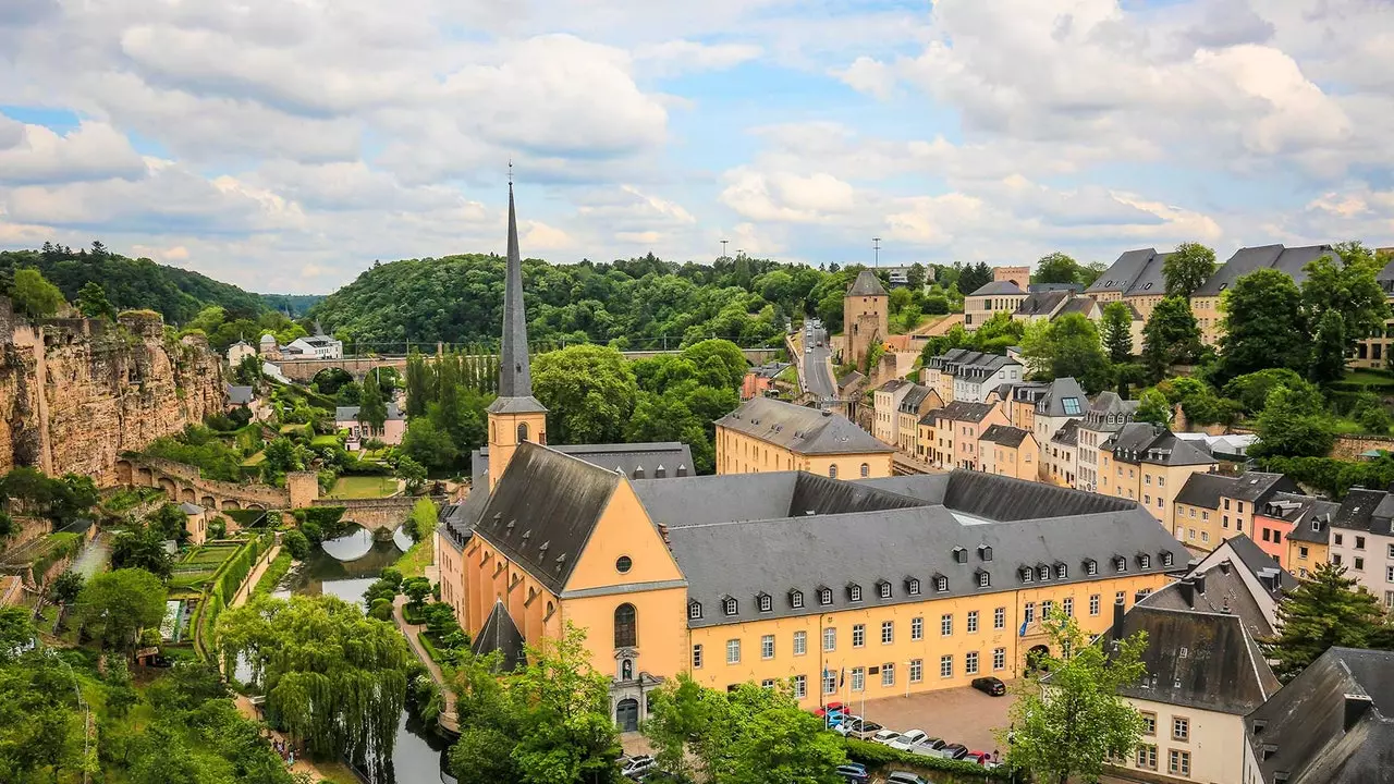 Grand Duchy of Luxembourg (tidak diketahui)