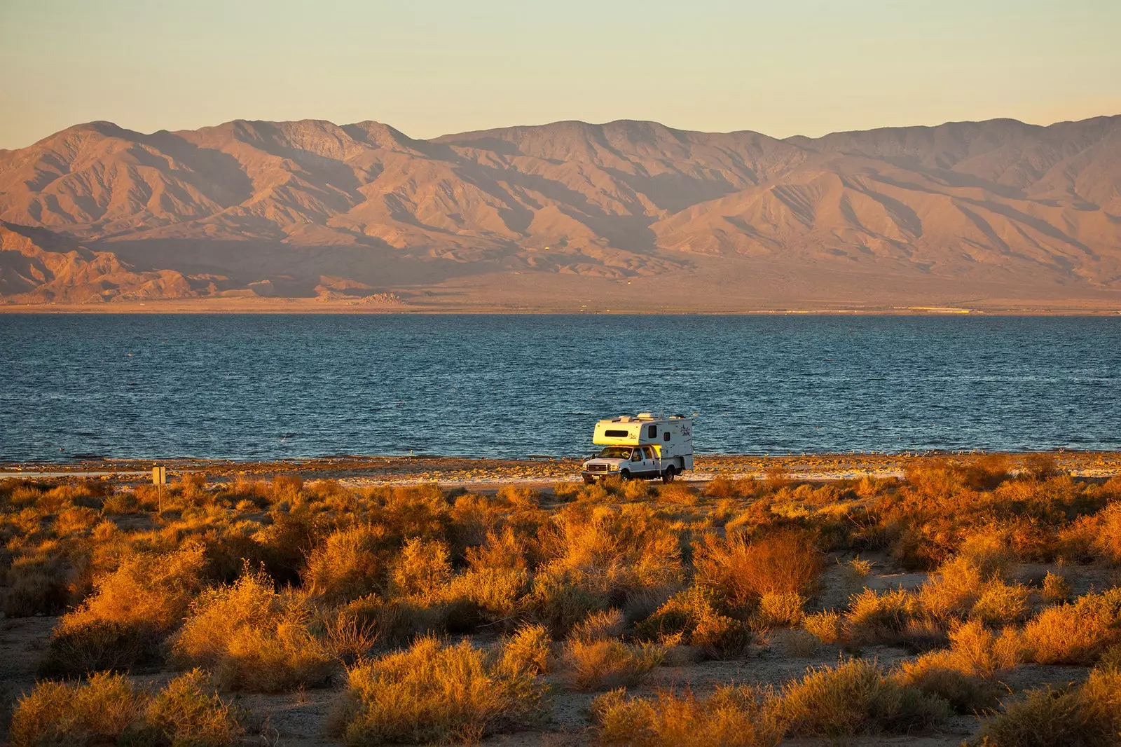 Salton Lake, nekoč ptičje zatočišče... danes mrtvo morje