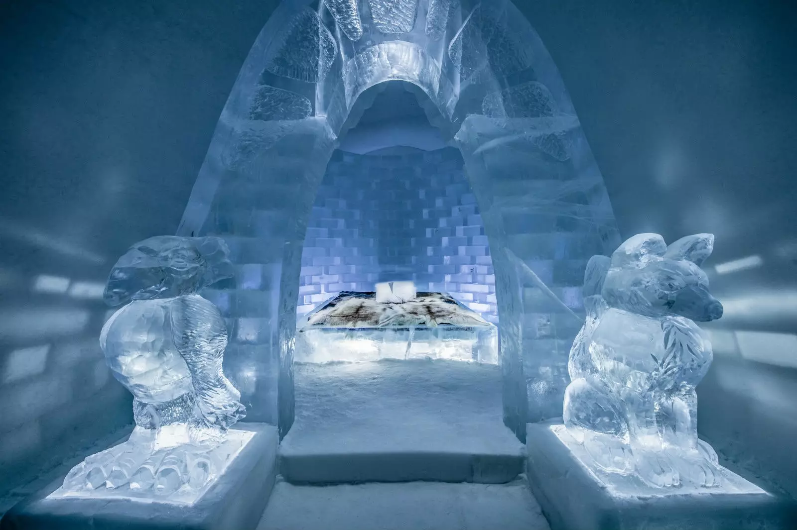 Ice Hotel се намира в Jukkasjarvi.