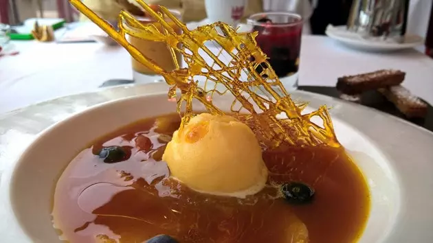 Bouillabaisse desert