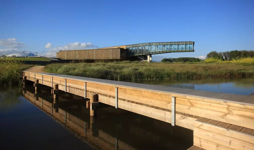 Ataria Salburua Wetlands Interpretation Center Photo of Quintas Ayto VitoriaGasteiz.jpg