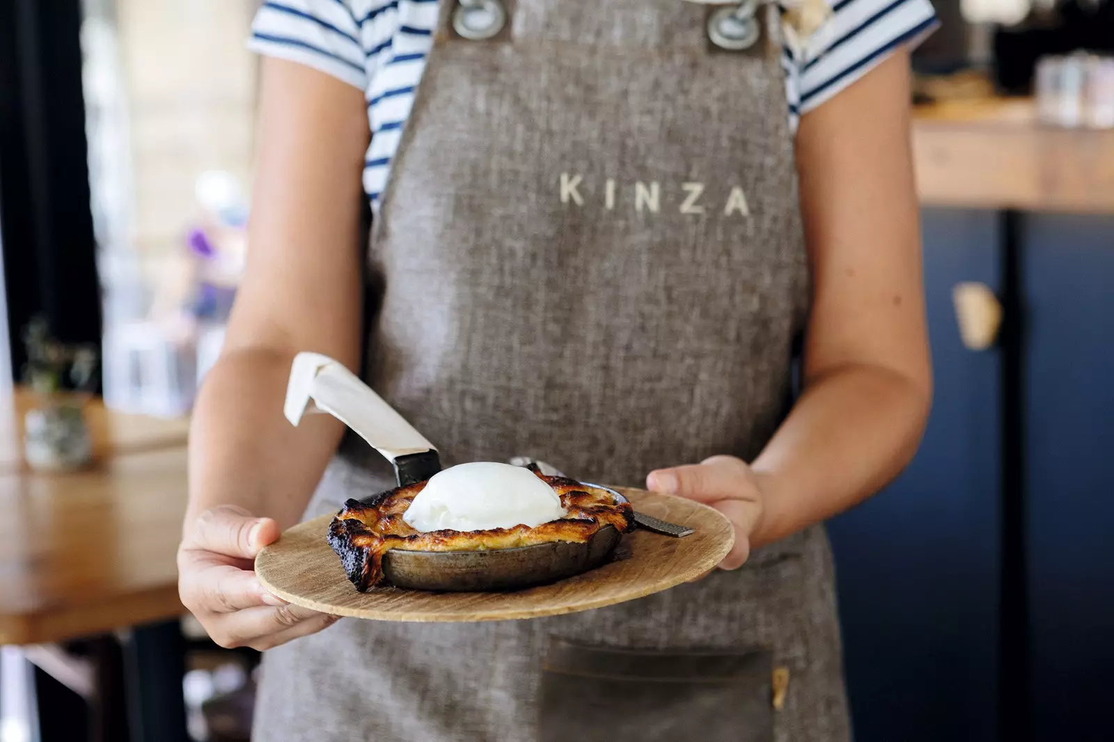 Restaurante de torta de maçã Kinza San Sebastian