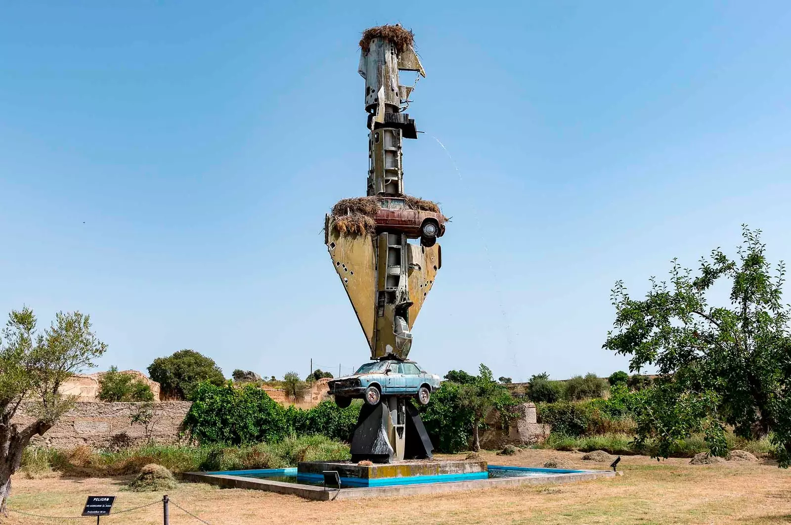 utendørs skulptur Vostell Museum