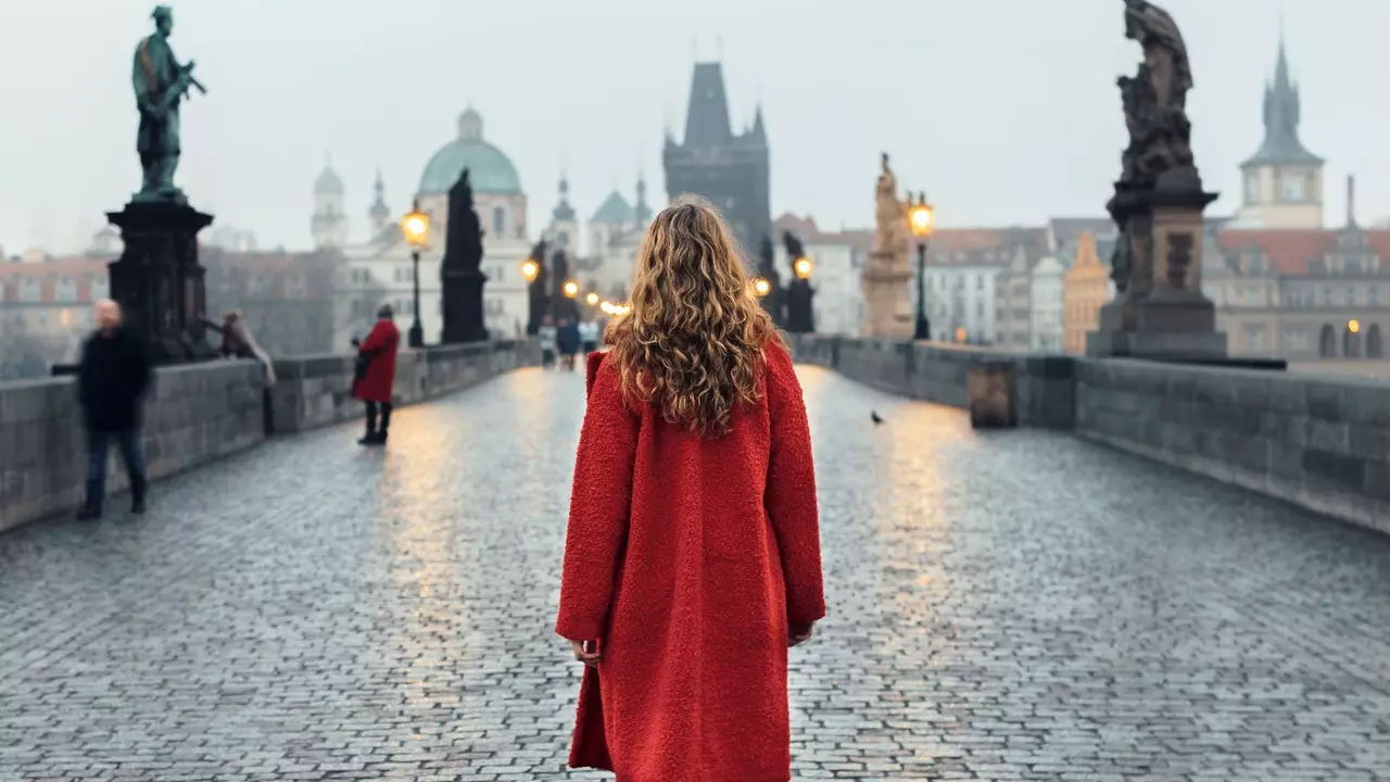 Prague, mahali pazuri zaidi ulimwenguni kwa kusafiri peke yako