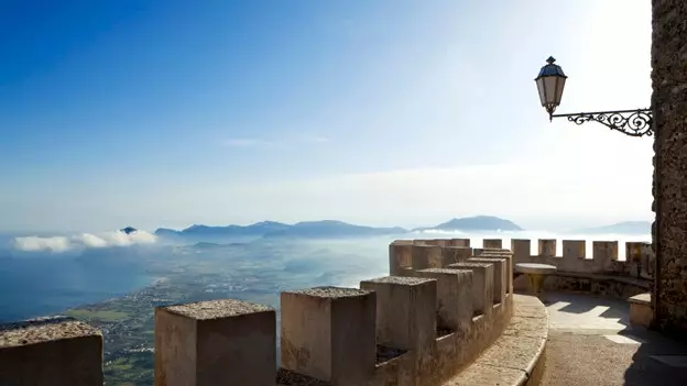 Ăn sáng ở Sicily