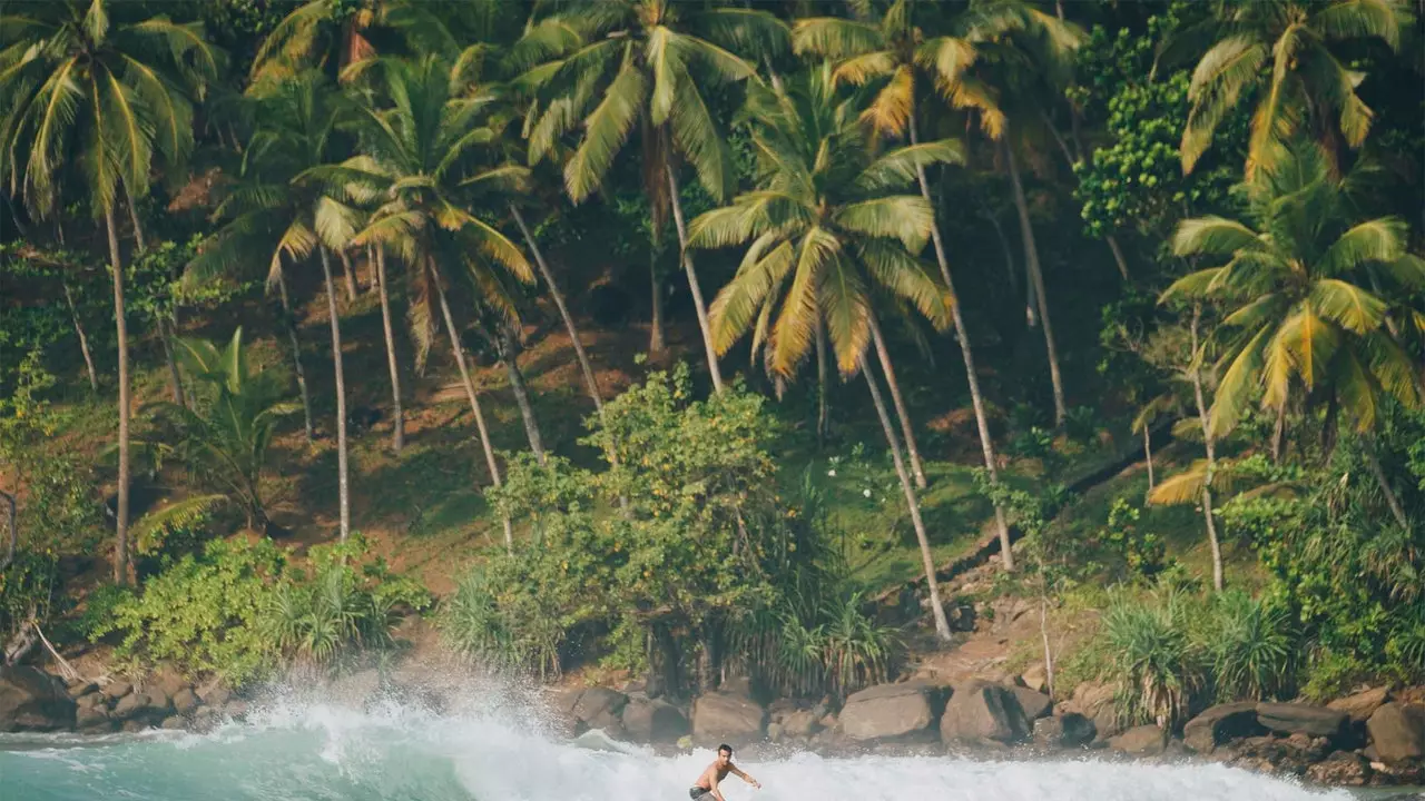 South of Sri Lanka, the new paradise of surfing and yoga