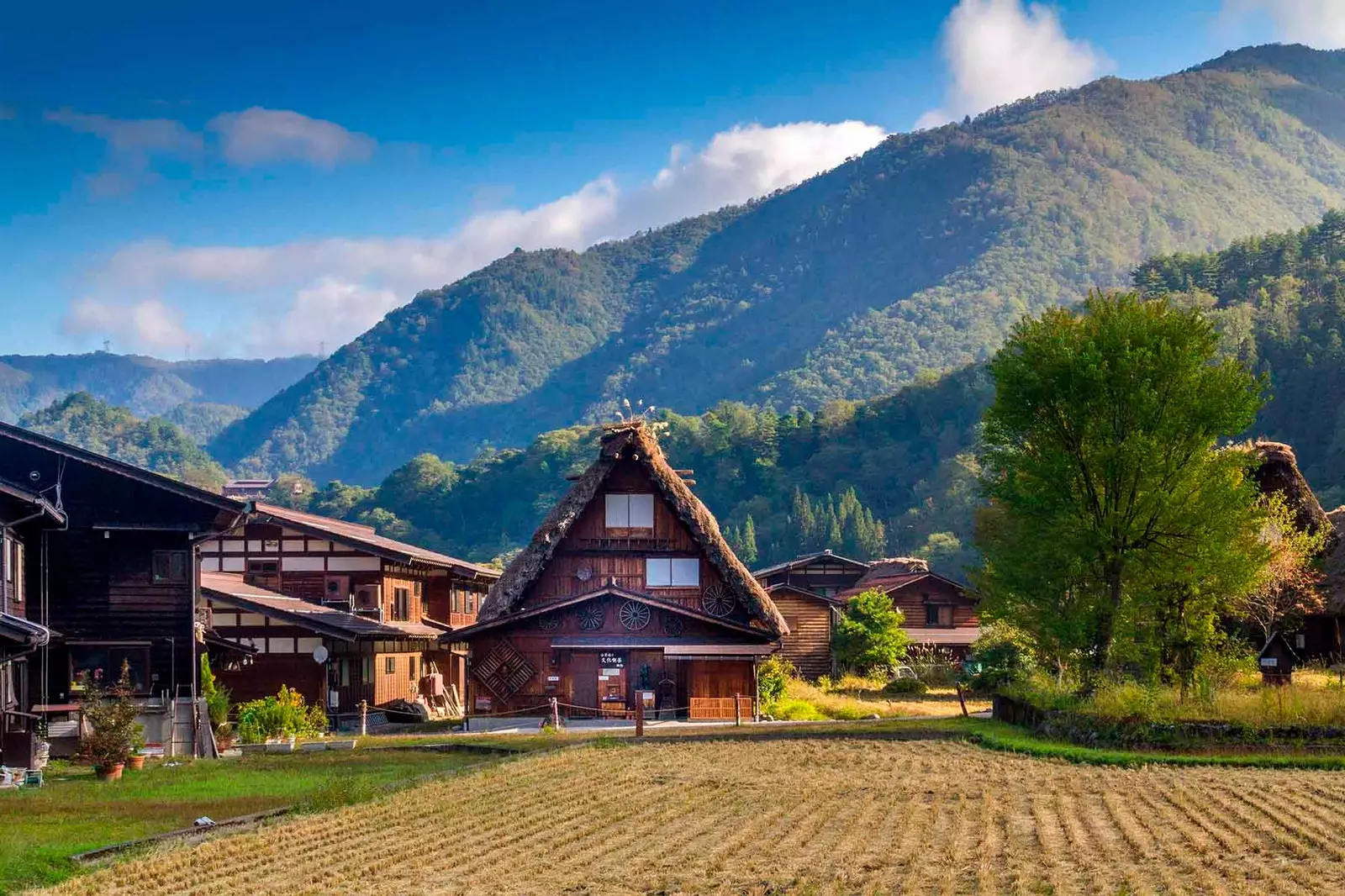 Il paesaggio che Herv ha incontrato a Shirakawa