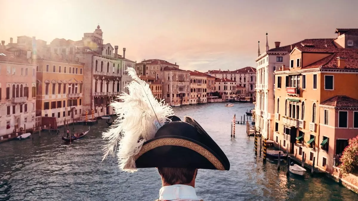 The video to fall in love with the essence and spirit of Venice