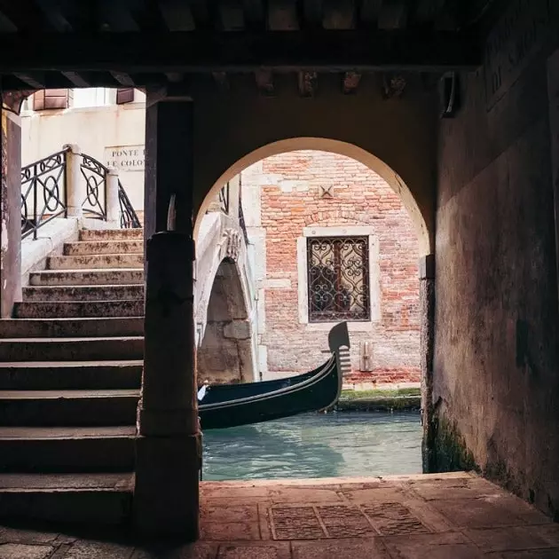 The video to fall in love with the essence and spirit of Venice